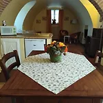 Casa Del Capitello